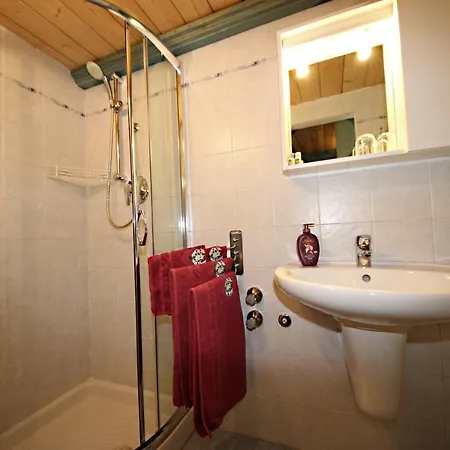 Diffuso Costauta Aparthotel