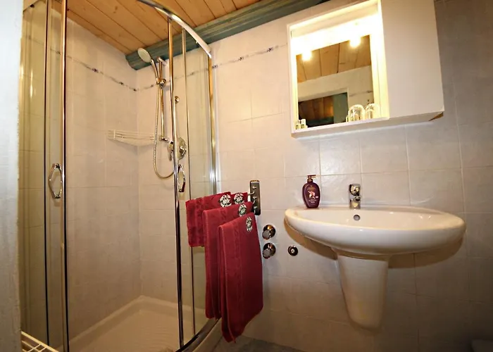 Diffuso Costauta Aparthotel